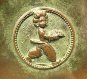 Alte Bronze Schale Teller Sarotti Jubiläum Werbung H. Noack Berlin Ø20,7cm