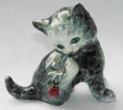 Porzellanfigur Katze sitzend grau mit Marienkäfer Goebel CK45A 5cm (N)