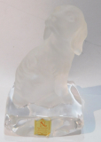 Nachtmann Kristall Figur sitzender Hund satiniert auf Kissen 8cm