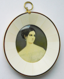 Miniaturbild Lupenmalerei adlige Dame Herzogin Gräfin ? oval 9,5x8,5cm signiert (N)