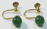 Vintage Modeschmuck Ohrringe Drehverschluß goldfarben grüne Steine Kugeln