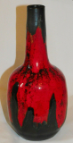 Formschöne Studiokeramik Vase Laufglasur Art Lava rot schwarz signiert 23cm (N)