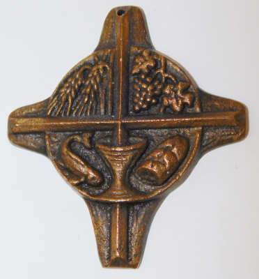 Kleines Bronze Kreuz Ähren Wein Trauben Fisch Kelch Brot 7,8x7,1cm (N)