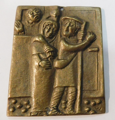 Kleine Bronze Plakette Relief Herbergsuche Wer öffnet ? Egino Weinert 5,5x4,5cm