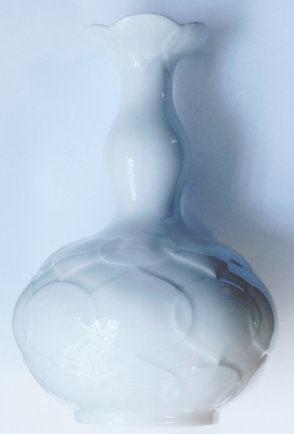 Vase Meissen Lotus weiß Entwurf Zepner I. Wahl 19cm (N)