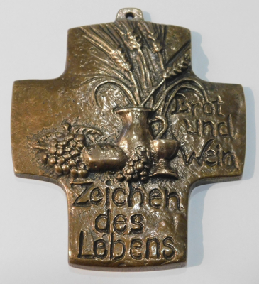 Kleines Bronze Kreuz Brot und Wein Zeichen des Lebens 9,8x8cm