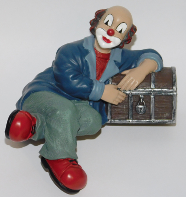 Gilde Figur Clown mit Truhe Das Schätzchen Kantenhocker 11x8,5 H9cm