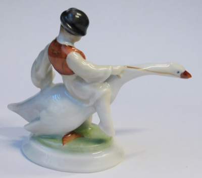 Porzellanfigur Herend Junge Knabe auf Gans I. Wahl handbemalt 7,5cm (N)