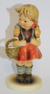 Hummelfigur Erster Schulgang Mädchen School Girl Hummel Goebel Nr. 81/0 12,5cm (N)