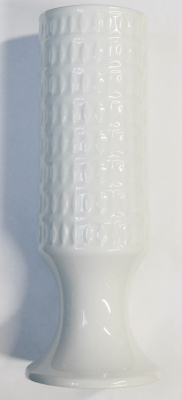 Vase Hutschenreuther Design Karl Scheid glasiert weiß auf Fuß 23,5cm (N)