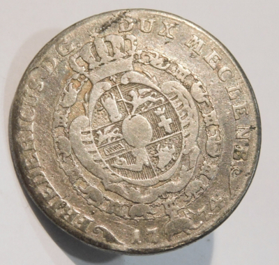 Uralte original Münze 12 Schillinge Schwerin 1774 Silber für Knopfloch o.ä.